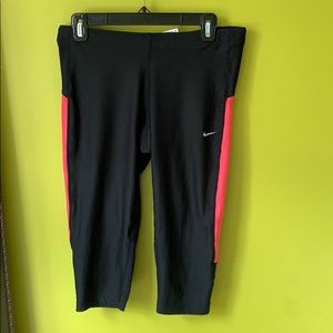 Nike crop leggings